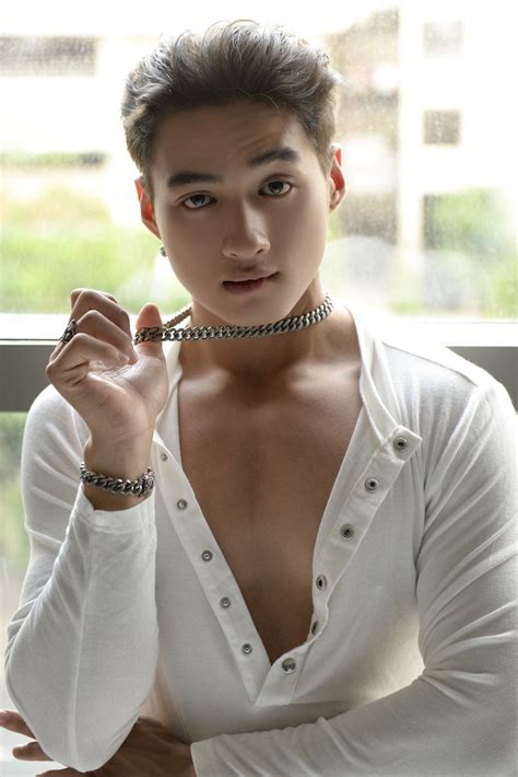 HELIOS x FASHION MODEL ĐỨC VƯƠNG – HELIOS JEWELS.
